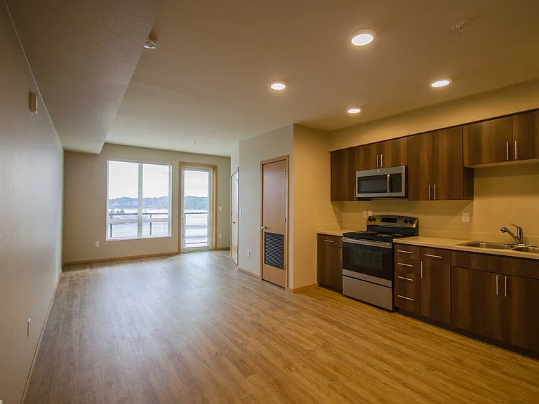 Spyglass Hill Apartments — Photo 35