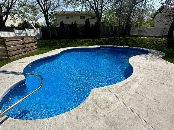 2nd image of 23 Newkirk Rd