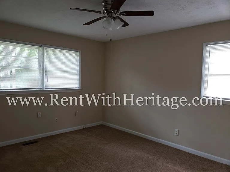 5407 Wilder Dr — Photo 27