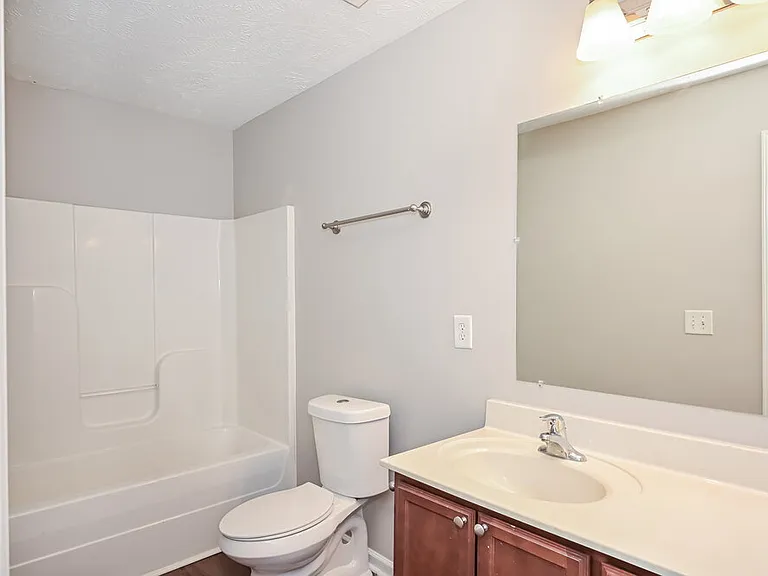 925 Birchmill Point S — Photo 11