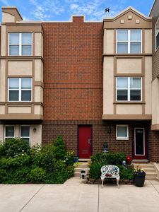 2011 W Chase Ave APT 2, Chicago, IL, 60645