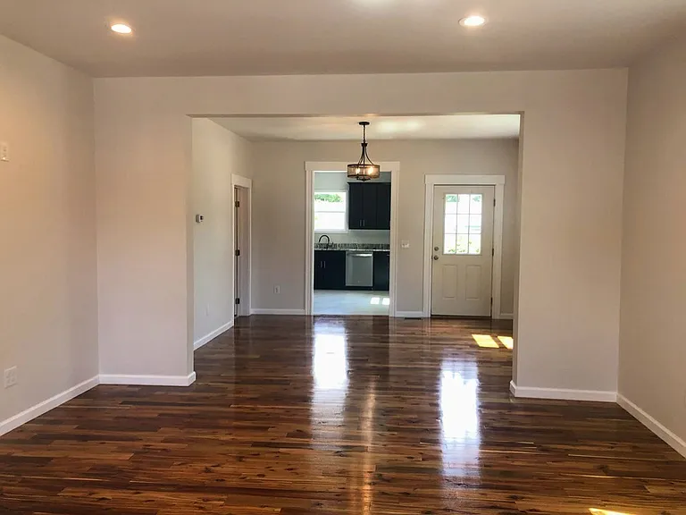 28-32 Calvary St #32 — Photo 9