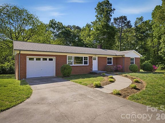2nd image of 1778 Drexel Rd