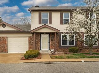 1372 Summergate Pkwy, Saint Charles, MO