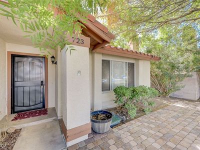 723 Biaritz Ave, Las Vegas, NV, 89123