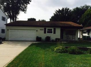 23554 Lynnhurst St, Macomb, MI 48042