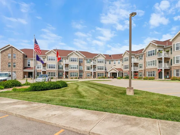6836 Parkside Cir, Deforest, WI 53532