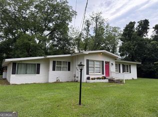 2416 Melanna Dr, Tifton, GA 31793