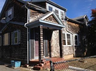 63 Oak St, New Bedford, MA 02740