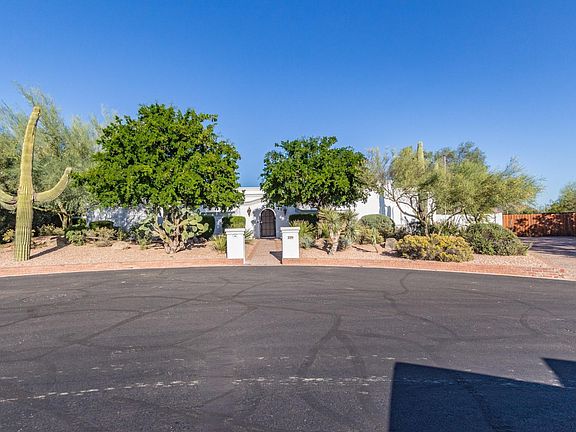 5th image of 3320 E San Miguel Pl