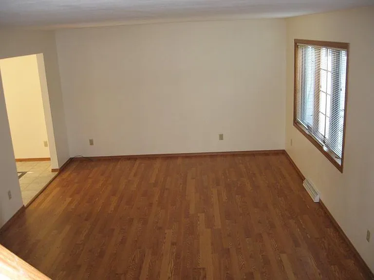 1116 N Gammon Rd — Photo 8