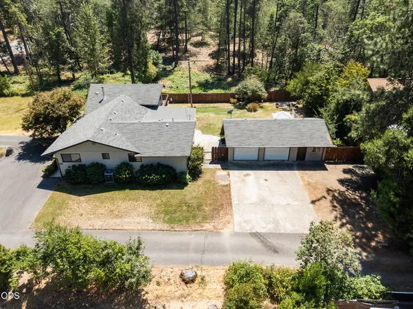3044 Elk Ln, Grants Pass, OR 97527