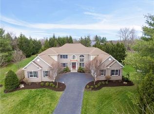 12 Justice Ct, Princeton, NJ 08540