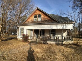 416 N Franklin St, Colbert, OK 74733