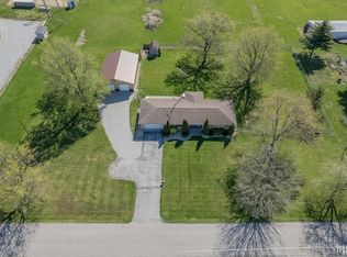 621 S 4th St, Van Buren, IN 46991