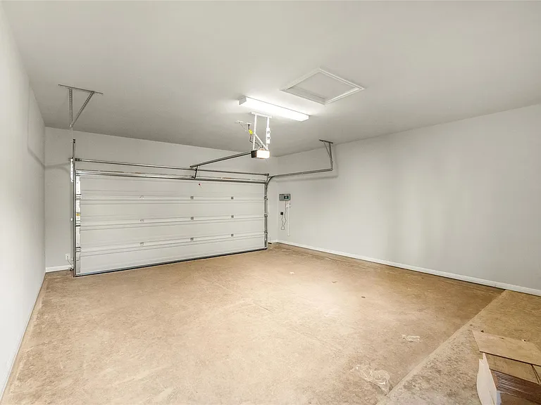 2045 Arendale Dr — Photo 23