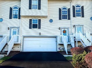 216 Manor View Dr, Manor, PA