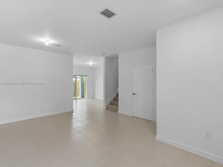 106 SW 184th Pl #106 — Photo 13