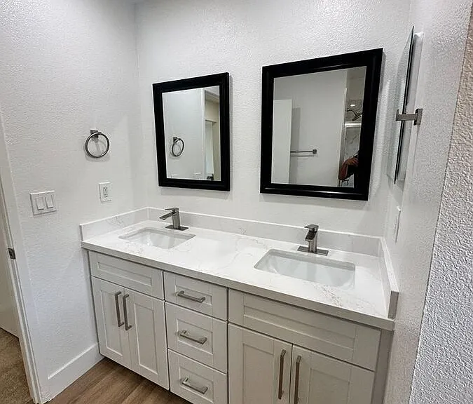381 Greendale Way #3 — Photo 9