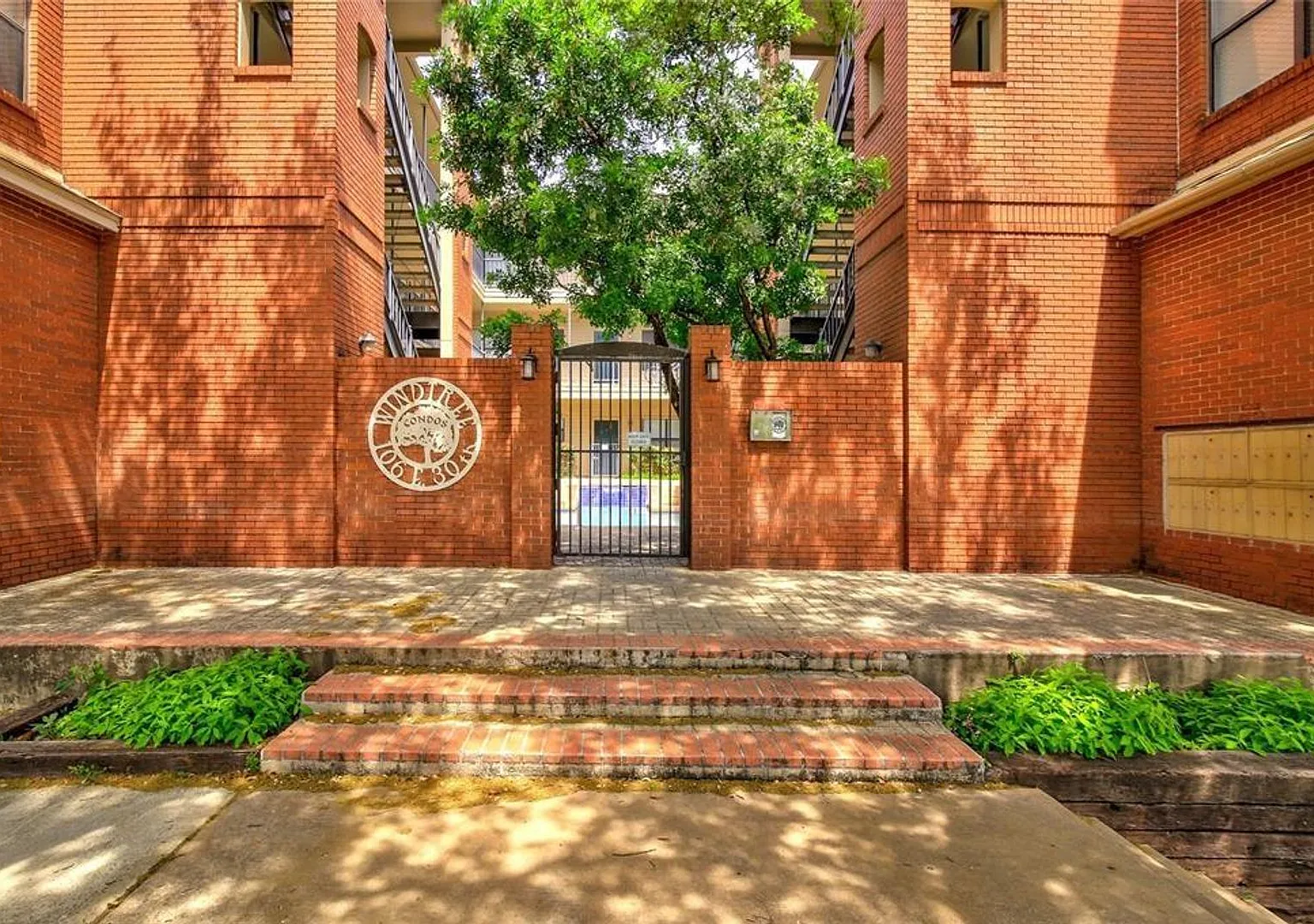 Windtree Condominium — Photo 2