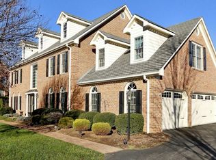 6769 Hidden Woods Dr, Roanoke, VA 24018