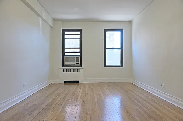 Rented by Metropolitan Equities | media 12