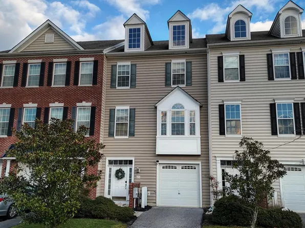 835 Hubbel Ave, Bear, DE 19701