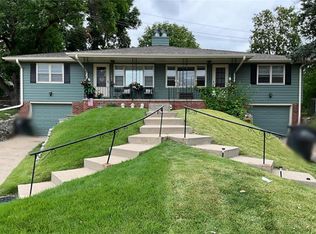 7434 Pasadena Cir, Omaha, NE 68124