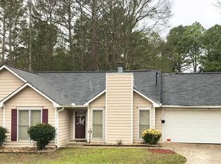 207 Upland Ct, Lagrange, GA 30240