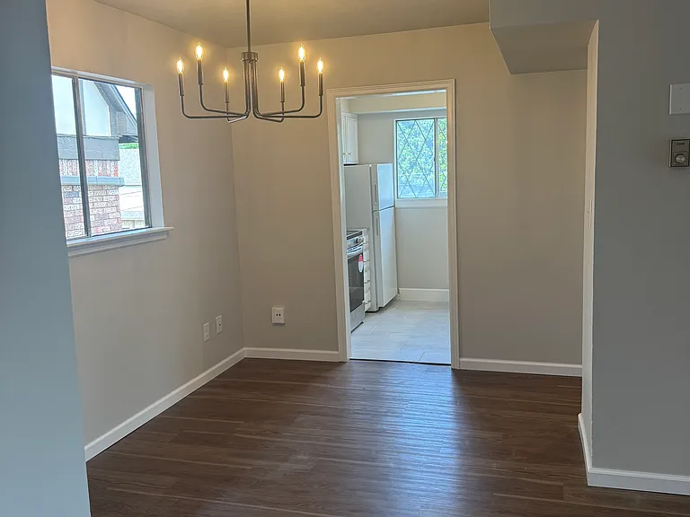 6 E 22nd St #222 — Photo 3