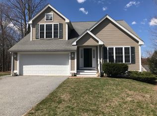 13 High St, Pepperell, MA 01463