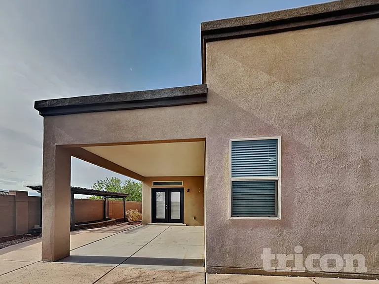 3941 N Pole Loop NE — Photo 12