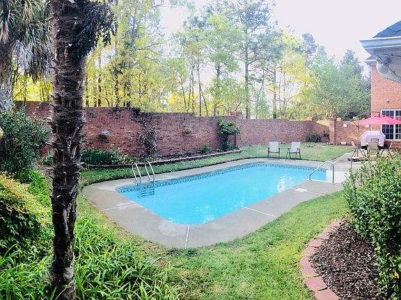 This could be YOUR PARADISE!