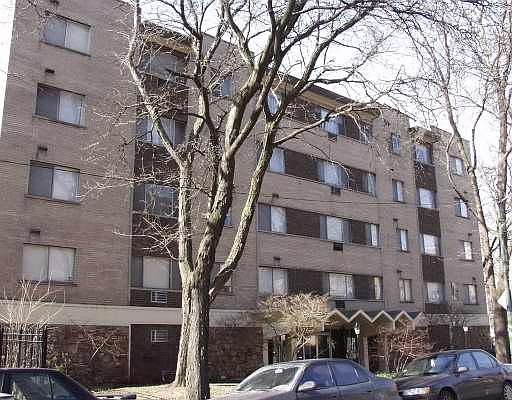 1st image of 5450 N Winthrop Ave #210