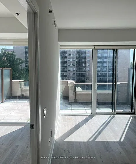 310 Tweedsmuir Ave #405 — Photo 5