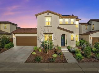 208 Wisteria Cir, Vacaville, CA 95687