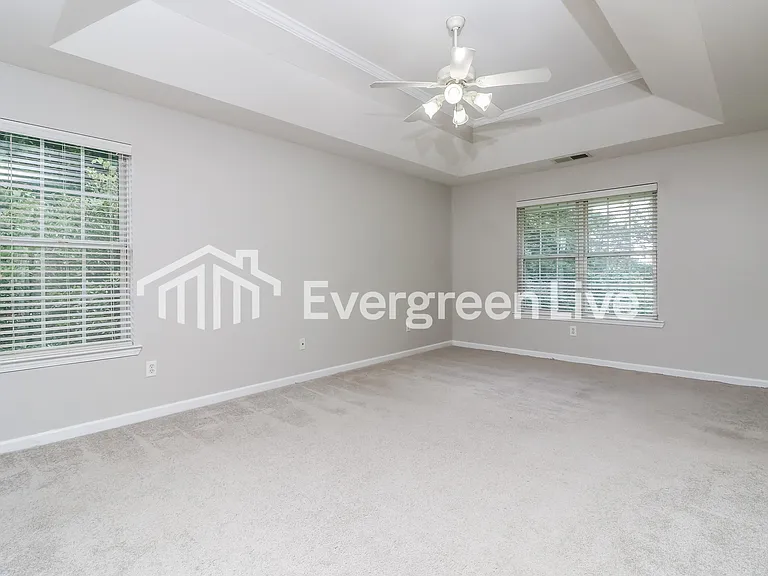 209 Devynwood Ct — Photo 6