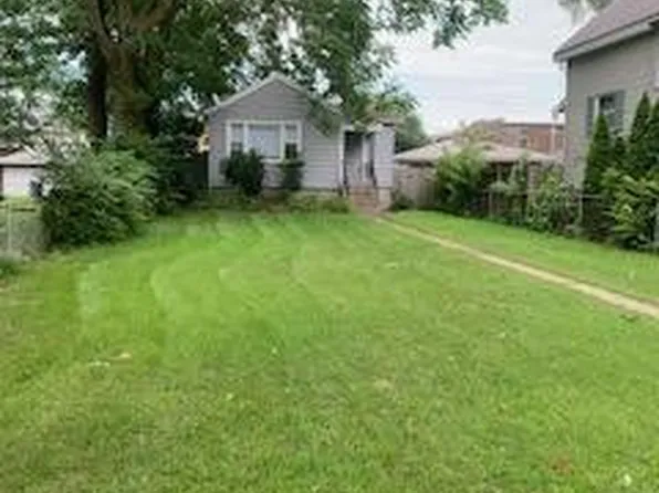 1931 Warwick Ave, Whiting, IN 46394