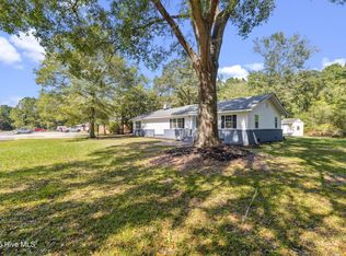 251 Old 87 Rd, Riegelwood, NC 28456