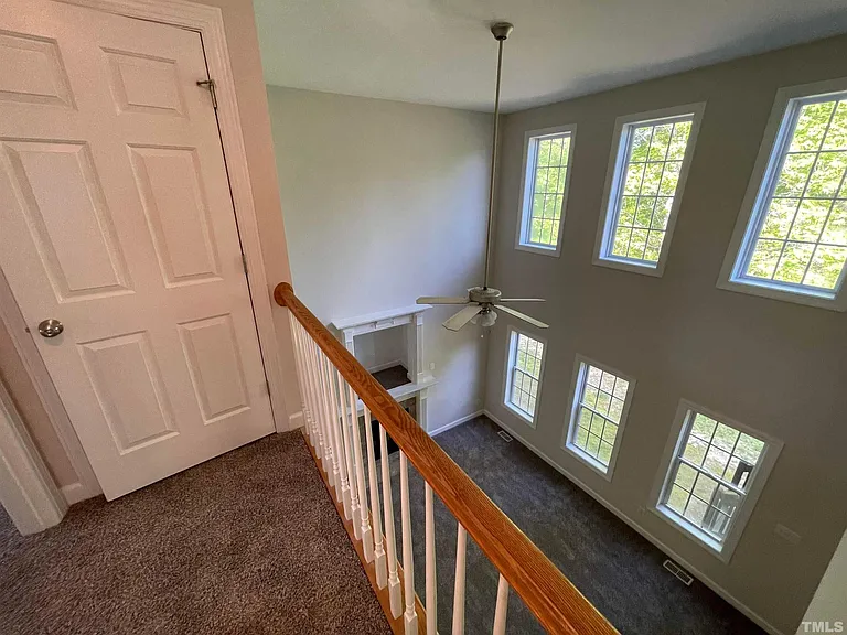 112 Worthington Ct — Photo 33