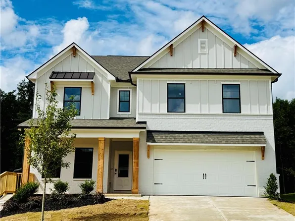 241 Fowler Farms Dr, Auburn, GA 30011