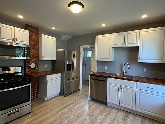 2nd image of 138 Washington St #1