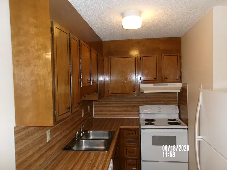 1373 5th St NE #1373 — Photo 9