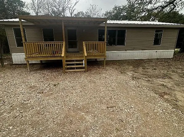 9475 Pinewood Dr, Quinlan, TX 75474