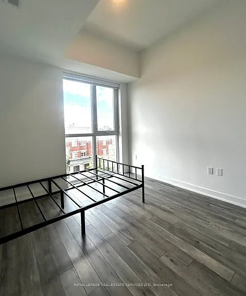 1005 Dundas St E #560 — Photo 10