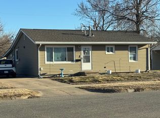 1432 Bachtold Ave, Salina, KS 67401