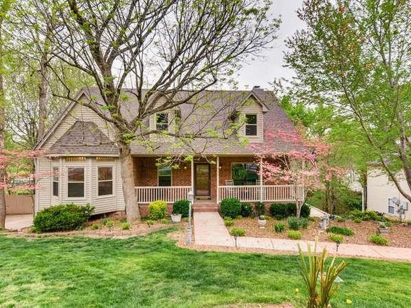 626 Knollwood Dr, La Vergne, TN 37086