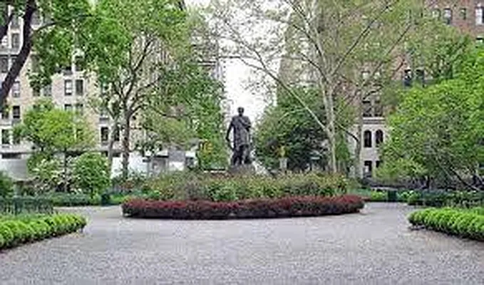 Rented by Keller Williams NYC | media 38