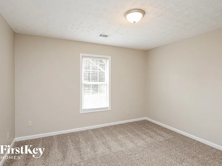 445 Windsor Brook Ln — Photo 12