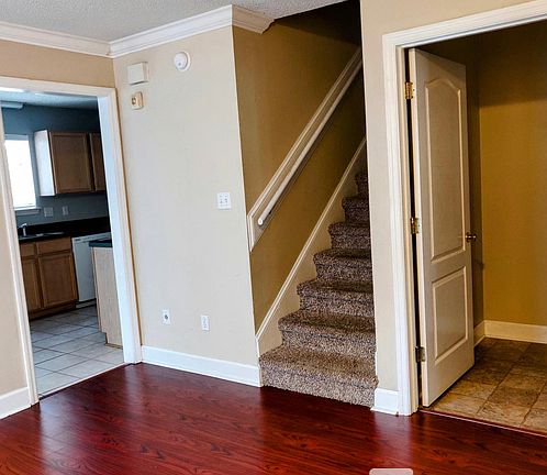 2nd image of 5014 Mint Hill Ct #5014